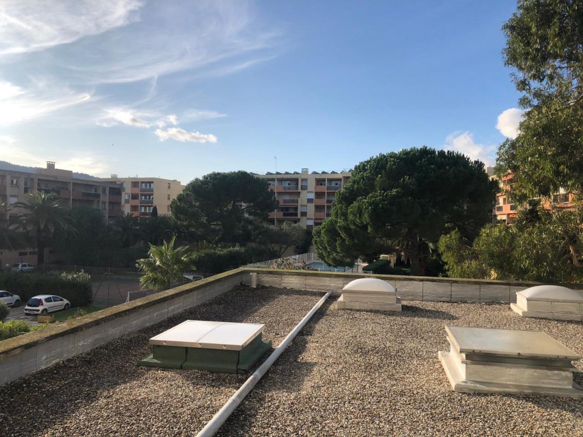 La Cle -Climatisation - Parking Prive - Ideale - Professionnels - Familles - Amis Hyères Eksteriør billede
